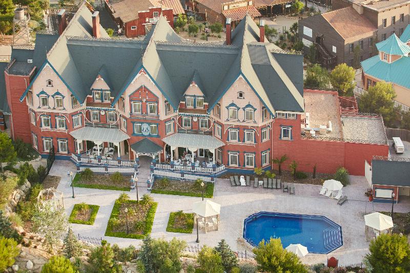 Imagen de alojamiento PORTAVENTURA HOTEL MANSIÓN DE LUCY Imagen de alojamiento PORTAVENTURA HOTEL MANSIÓN DE LUCY