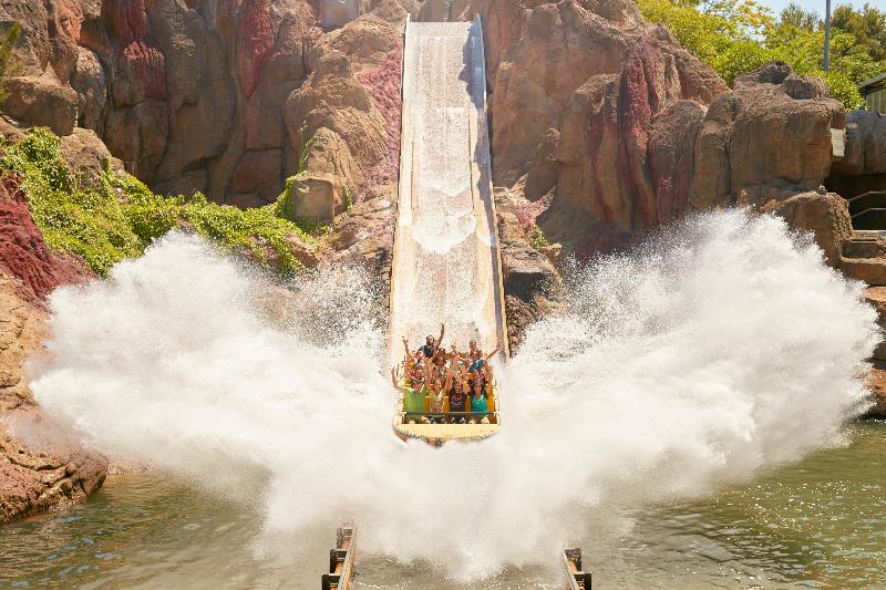 Imagen de alojamiento PORTAVENTURA HOTEL MANSIÓN DE LUCY Imagen de alojamiento PORTAVENTURA HOTEL MANSIÓN DE LUCY