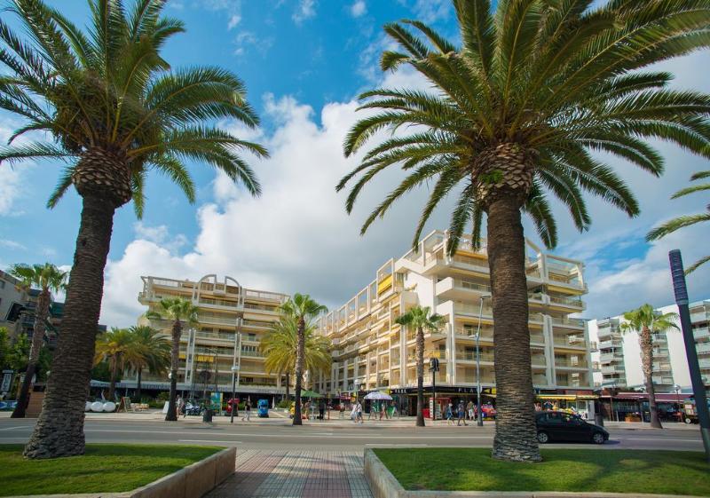 Imagen de alojamiento Ona Suites Salou Imagen de alojamiento Ona Suites Salou