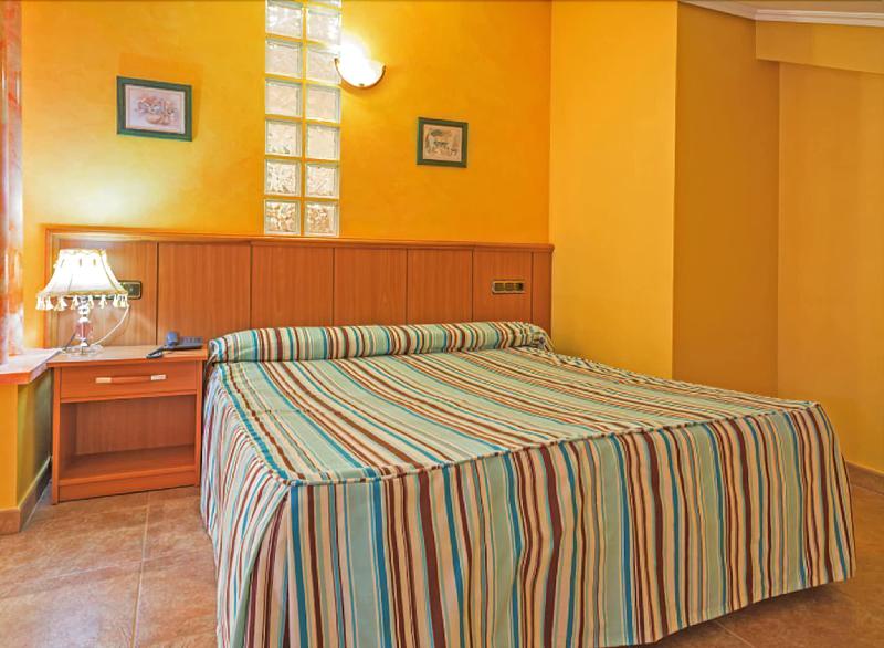Imagen de alojamiento Hotel Real De Castilla Imagen de alojamiento Hotel Real De Castilla