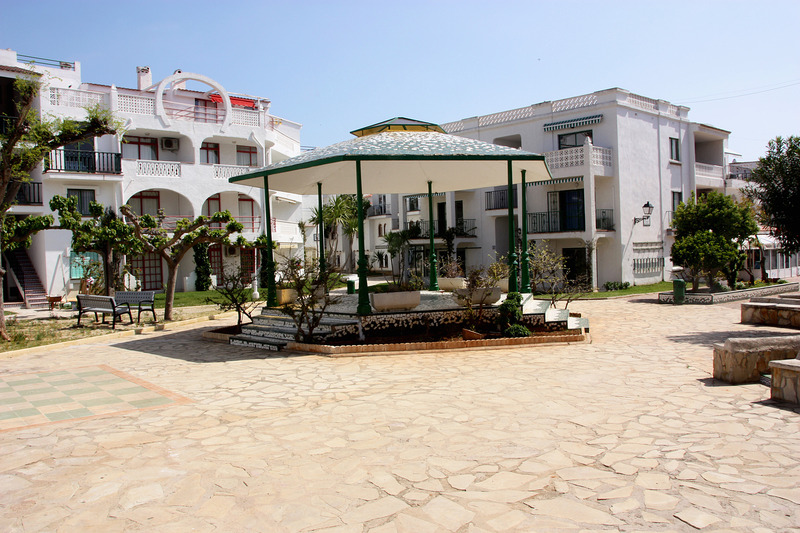 Imagen de alojamiento Apartamentos Habitat - Playa Romana 3000 Imagen de alojamiento Apartamentos Habitat - Playa Romana 3000