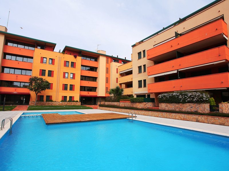 Imagen de alojamiento Fenals Jardin - Two Bedroom Imagen de alojamiento Fenals Jardin - Two Bedroom