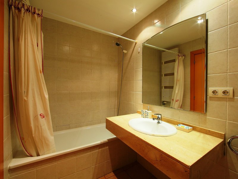 Imagen de alojamiento Fenals Jardin - Two Bedroom Imagen de alojamiento Fenals Jardin - Two Bedroom
