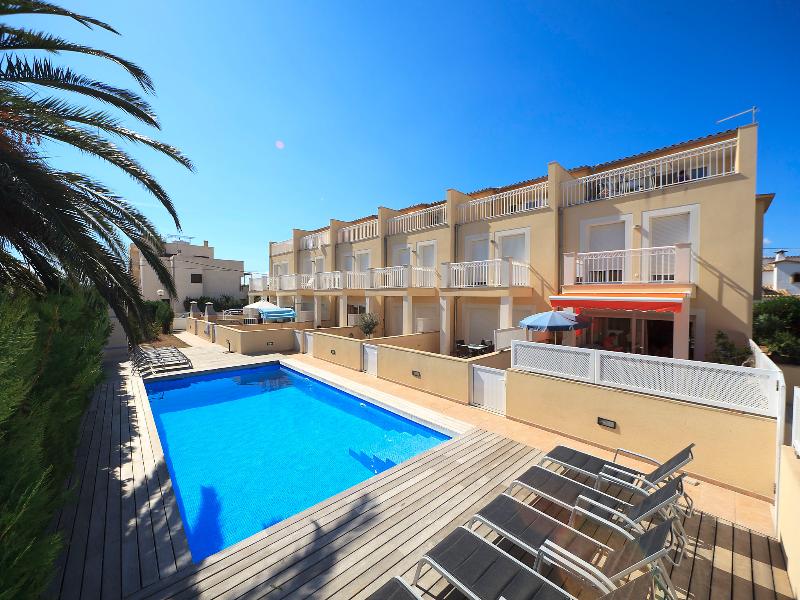 Imagen de alojamiento Roses - Three Bedroom Imagen de alojamiento Roses - Three Bedroom