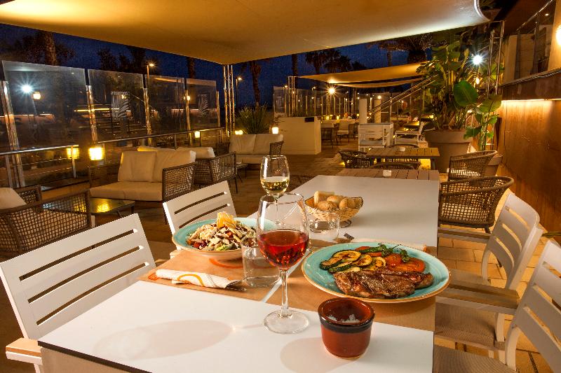 Imagen de alojamiento Hotel Monterrey Roses by Pierre & Vacances Imagen de alojamiento Hotel Monterrey Roses by Pierre & Vacances