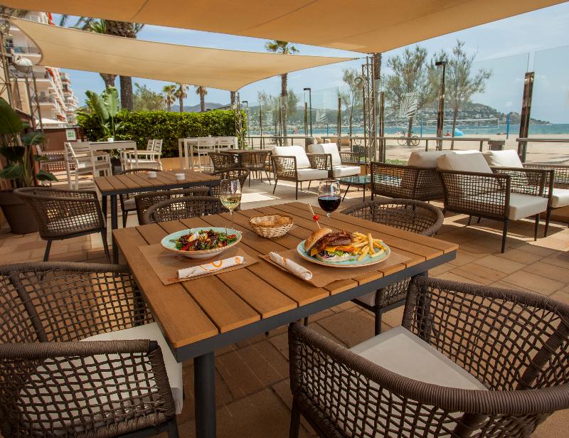 Imagen de alojamiento Hotel Monterrey Roses by Pierre & Vacances Imagen de alojamiento Hotel Monterrey Roses by Pierre & Vacances