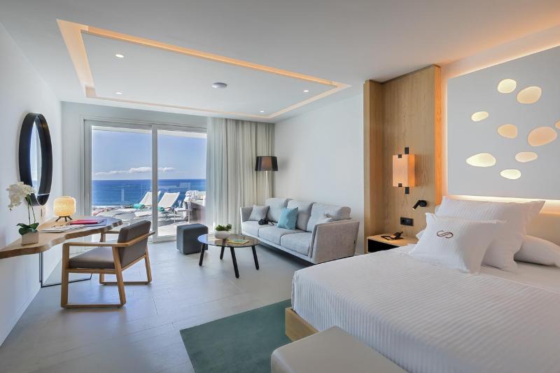 Imagen de alojamiento Royal Hideaway Corales Beach - Adults only Imagen de alojamiento Royal Hideaway Corales Beach - Adults only