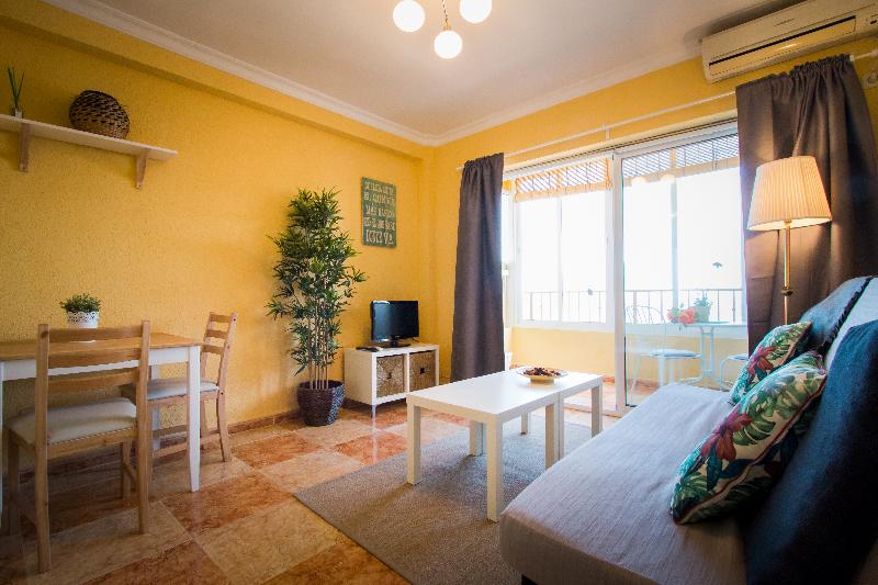 Imagen de alojamiento Holidays2Torremolinos Roquedal Imagen de alojamiento Holidays2Torremolinos Roquedal