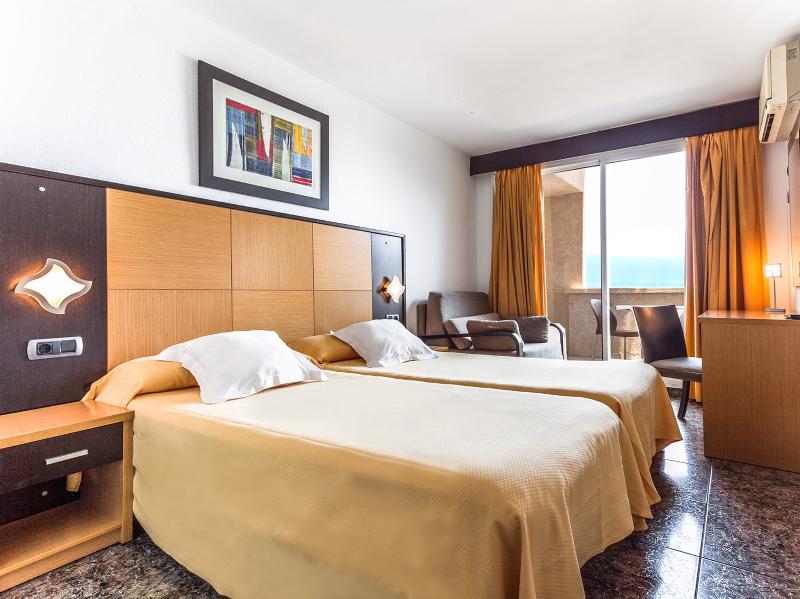 Imagen de alojamiento Roulette Marina d'Or 3* Imagen de alojamiento Roulette Marina d'Or 3*