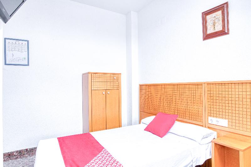 Imagen de alojamiento OYO Hostal Nova Picanya Imagen de alojamiento OYO Hostal Nova Picanya