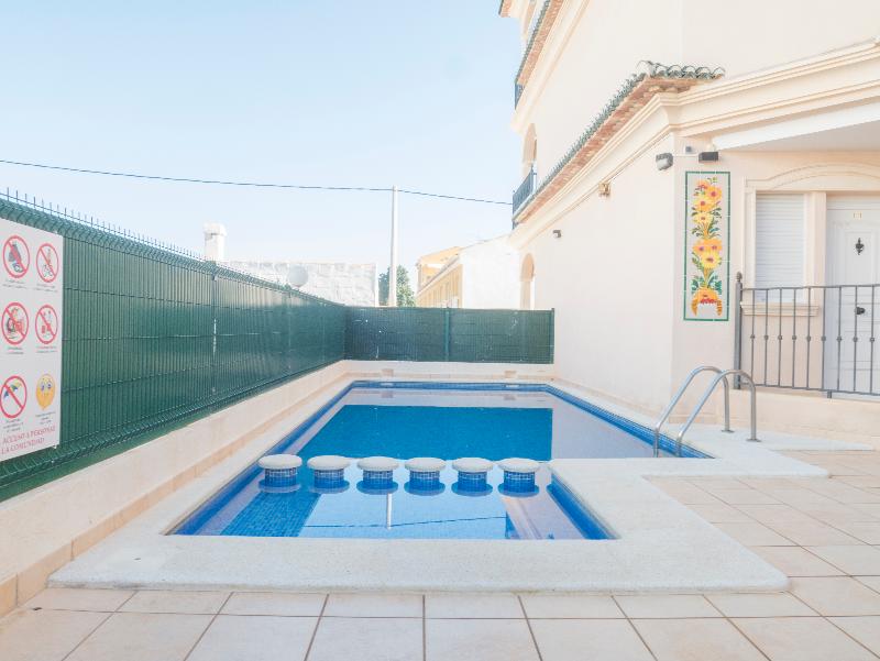Imagen de alojamiento Apartamentos Marineu Los Almendros Imagen de alojamiento Apartamentos Marineu Los Almendros