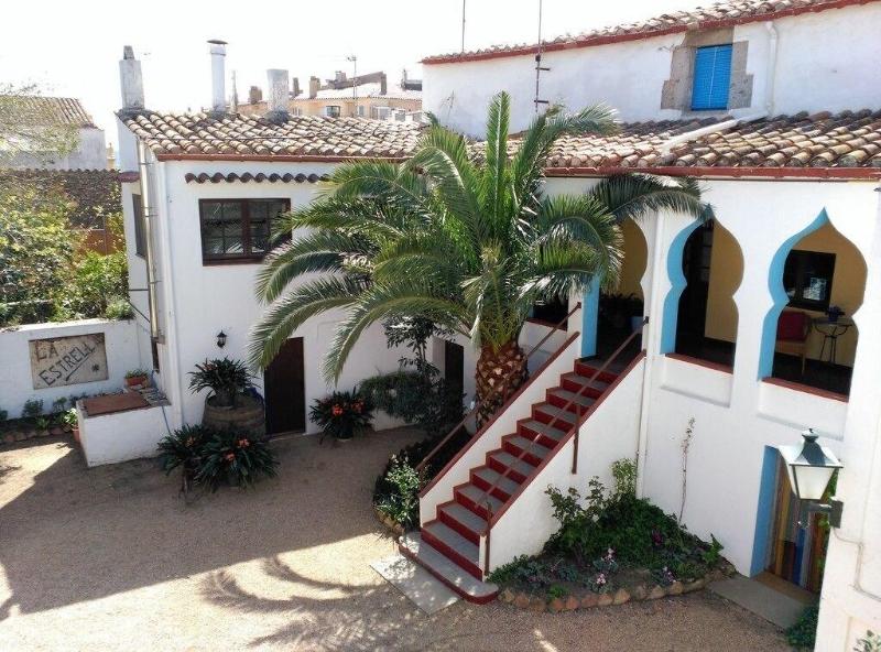 Imagen de alojamiento HOSTAL L'ESTRELLA Imagen de alojamiento HOSTAL L'ESTRELLA