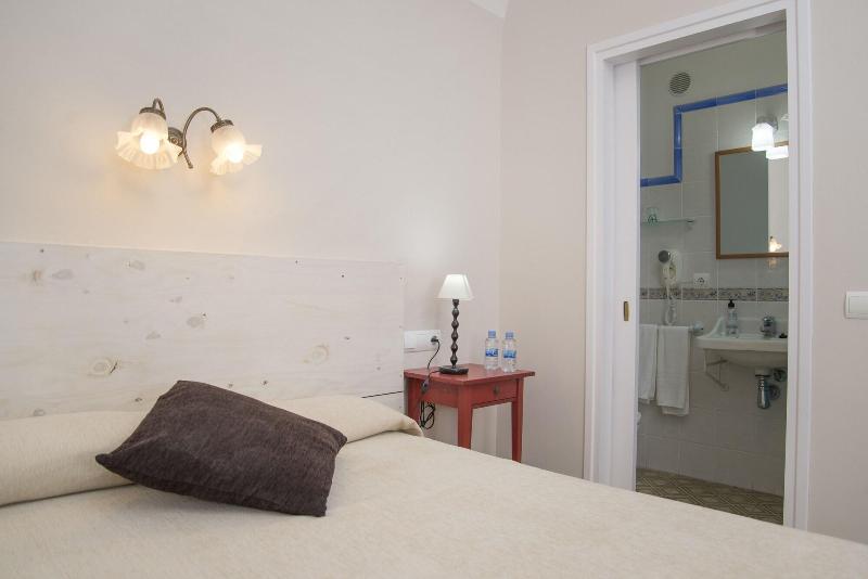 Imagen de alojamiento HOSTAL L'ESTRELLA Imagen de alojamiento HOSTAL L'ESTRELLA