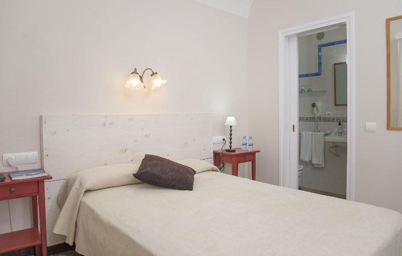 Imagen de alojamiento HOSTAL L'ESTRELLA Imagen de alojamiento HOSTAL L'ESTRELLA