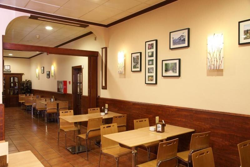 Imagen de alojamiento Hotel Ciudad de Pozo Alcón Imagen de alojamiento Hotel Ciudad de Pozo Alcón