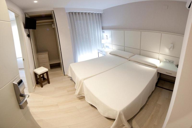 Imagen de alojamiento HOSTAL LOIMAR Imagen de alojamiento HOSTAL LOIMAR
