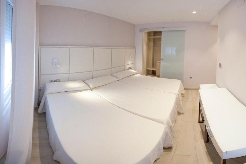 Imagen de alojamiento HOSTAL LOIMAR Imagen de alojamiento HOSTAL LOIMAR