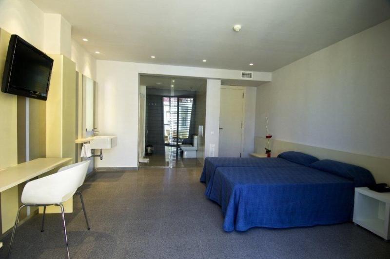 Imagen de alojamiento HOSTAL LA CREU Imagen de alojamiento HOSTAL LA CREU
