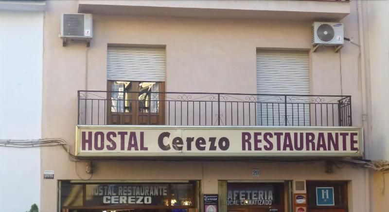 Imagen de alojamiento Hostal Cerezo Imagen de alojamiento Hostal Cerezo