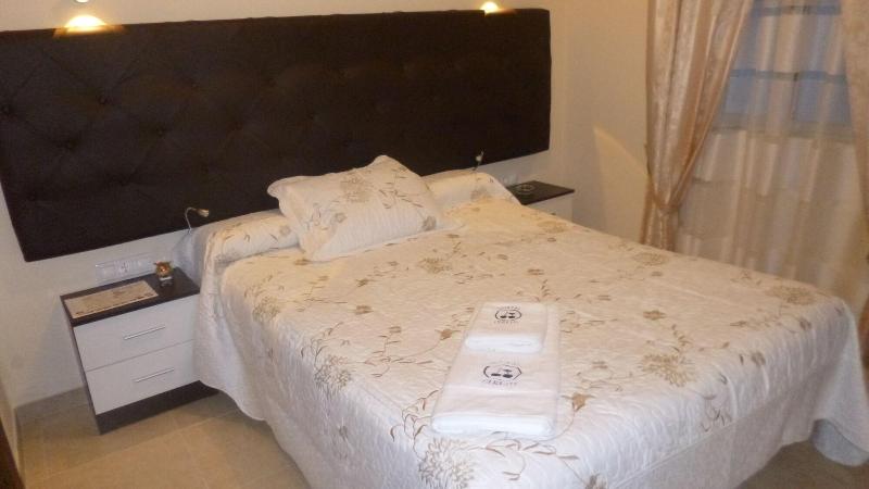 Imagen de alojamiento Hostal Cerezo Imagen de alojamiento Hostal Cerezo