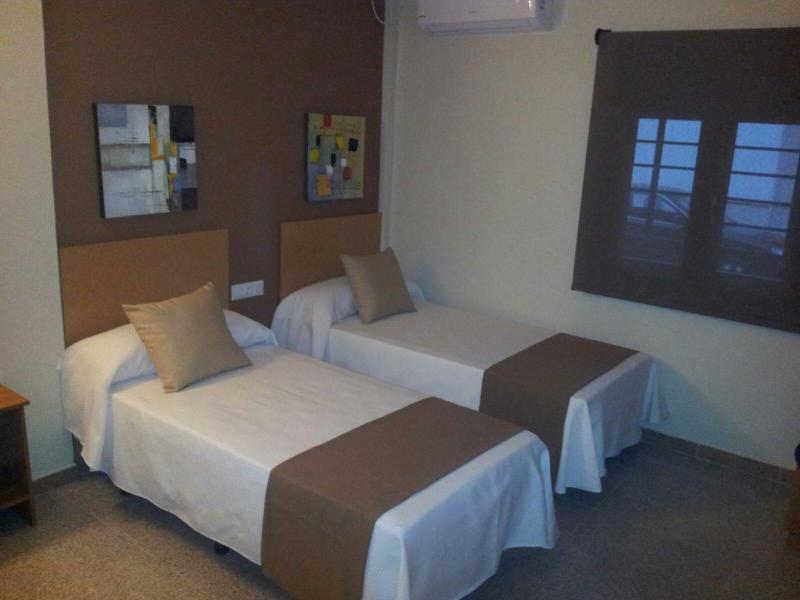 Imagen de alojamiento Hostal Ciudad De Lepe Imagen de alojamiento Hostal Ciudad De Lepe