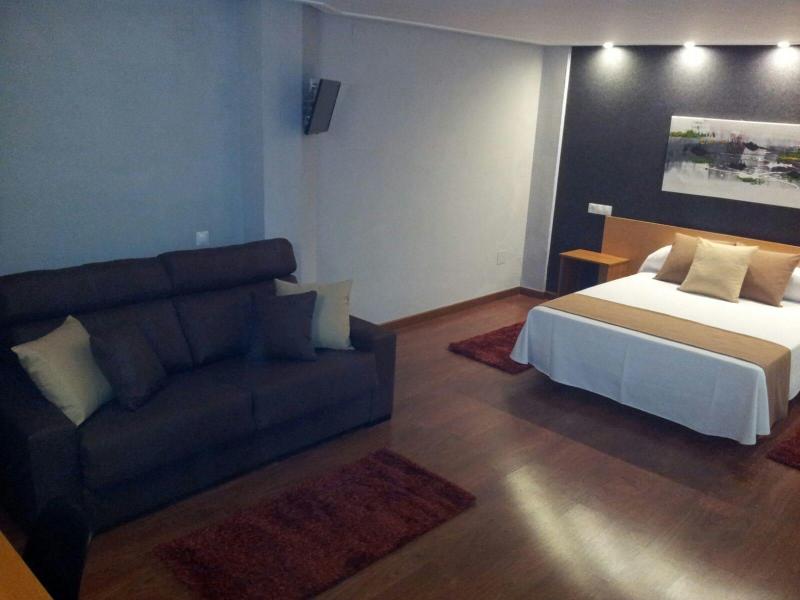Imagen de alojamiento Hostal Ciudad De Lepe Imagen de alojamiento Hostal Ciudad De Lepe