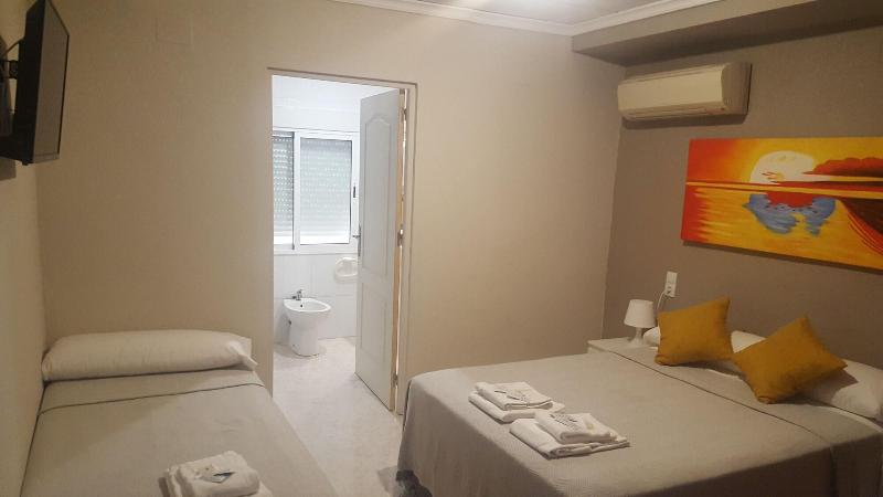 Imagen de alojamiento Hostal Castellverd Imagen de alojamiento Hostal Castellverd
