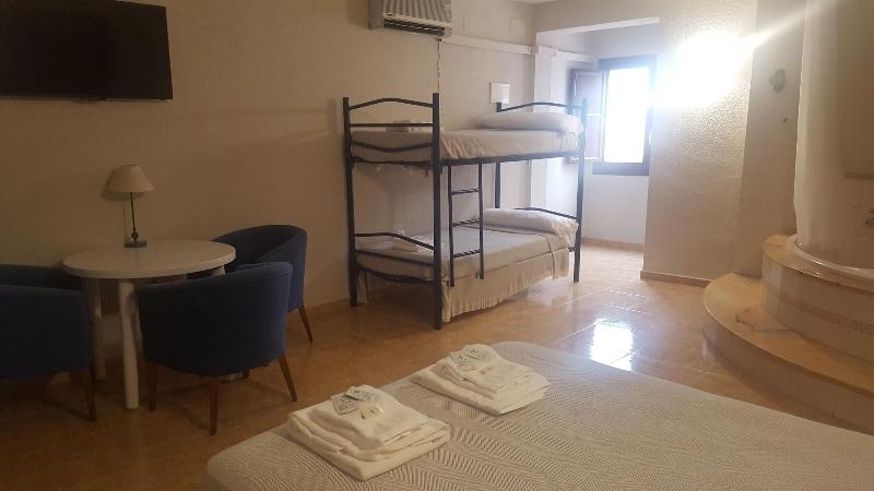 Imagen de alojamiento Hostal Castellverd Imagen de alojamiento Hostal Castellverd