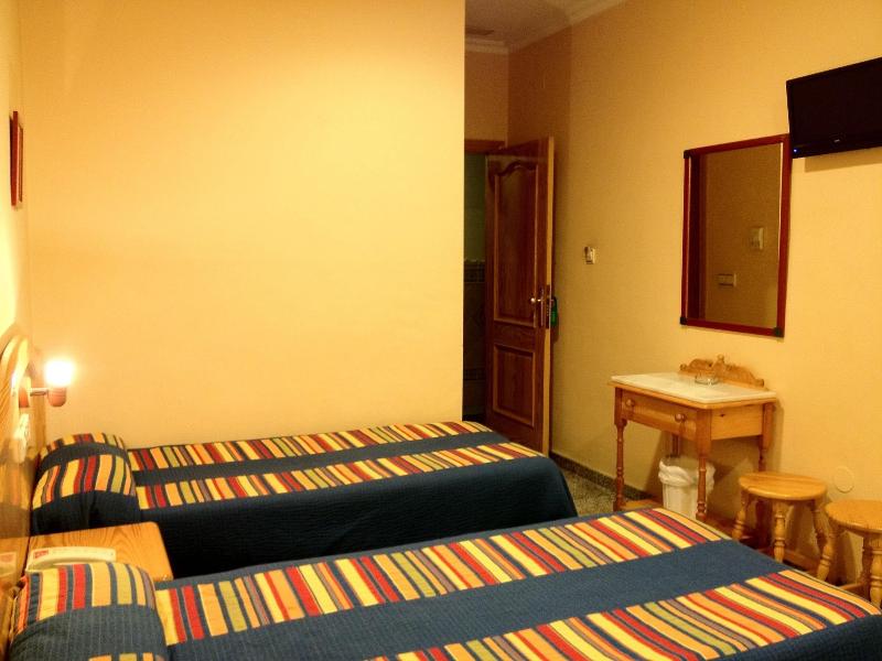 Imagen de alojamiento Hostal Los Corchos Imagen de alojamiento Hostal Los Corchos