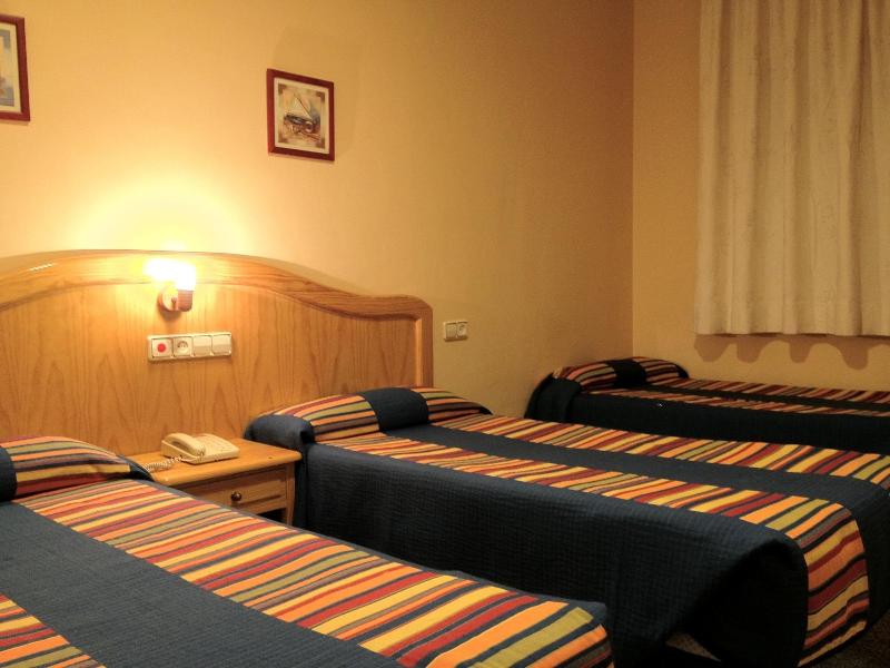 Imagen de alojamiento Hostal Los Corchos Imagen de alojamiento Hostal Los Corchos