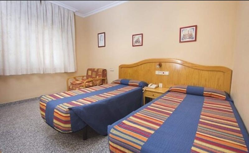 Imagen de alojamiento Hostal Los Corchos Imagen de alojamiento Hostal Los Corchos