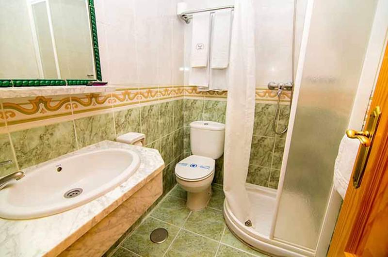 Imagen de alojamiento Hostal Los Corchos Imagen de alojamiento Hostal Los Corchos