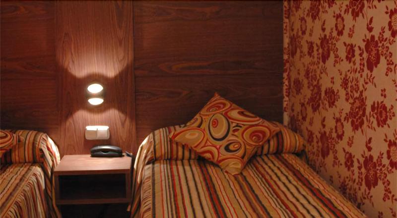 Imagen de alojamiento Hotel Ideal Imagen de alojamiento Hotel Ideal