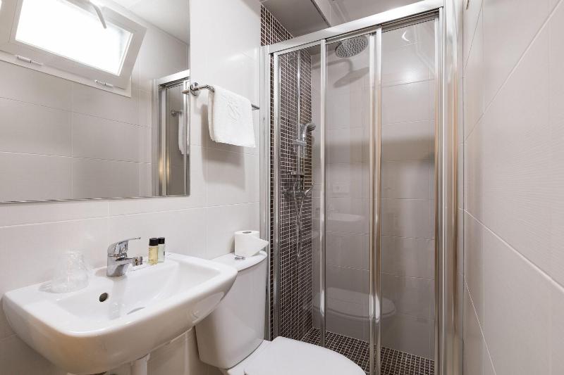 Imagen de alojamiento Hostal Roca Imagen de alojamiento Hostal Roca