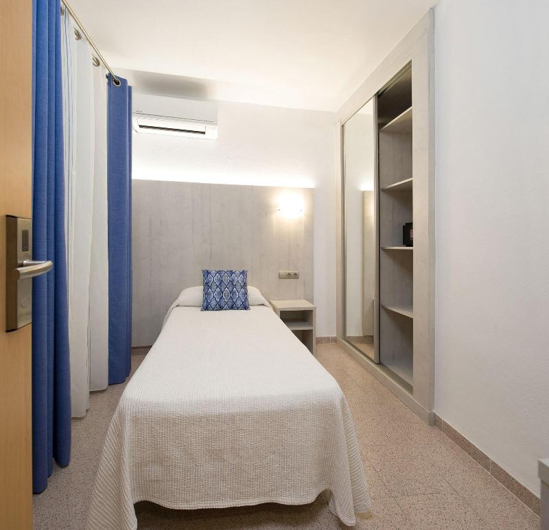 Imagen de alojamiento Hostal Roca Imagen de alojamiento Hostal Roca