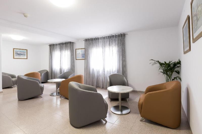 Imagen de alojamiento Hostal Roca Imagen de alojamiento Hostal Roca