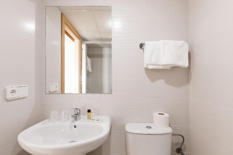 Imagen de alojamiento Hostal Roca Imagen de alojamiento Hostal Roca