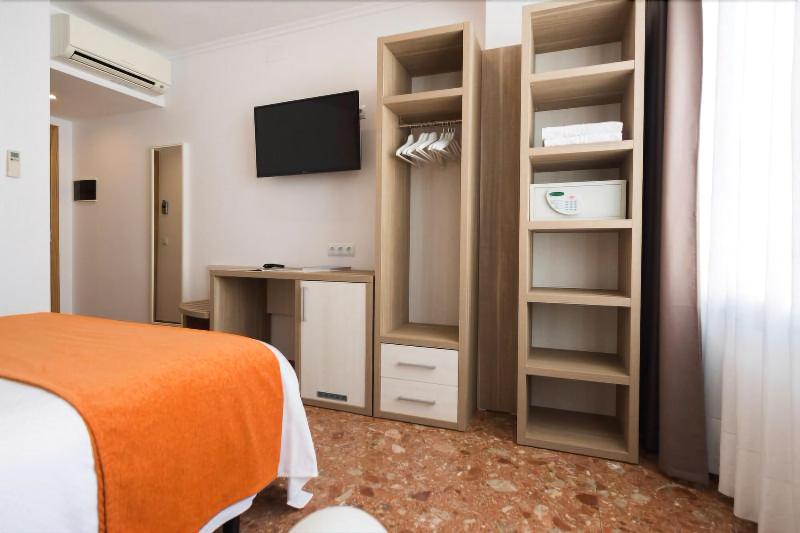 Imagen de alojamiento Hostal Menurka Imagen de alojamiento Hostal Menurka