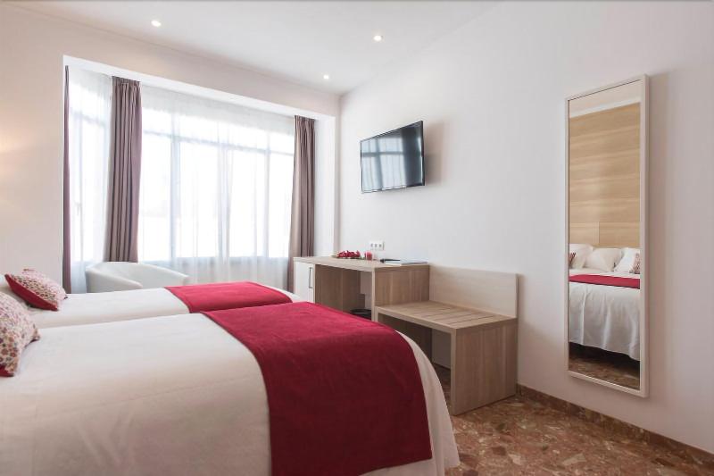 Imagen de alojamiento Hostal Menurka Imagen de alojamiento Hostal Menurka