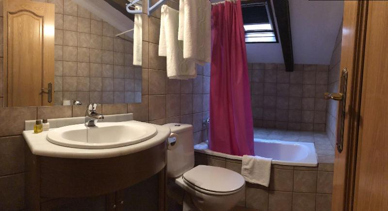 Imagen de alojamiento Hotel Apartamentos Barrau Imagen de alojamiento Hotel Apartamentos Barrau