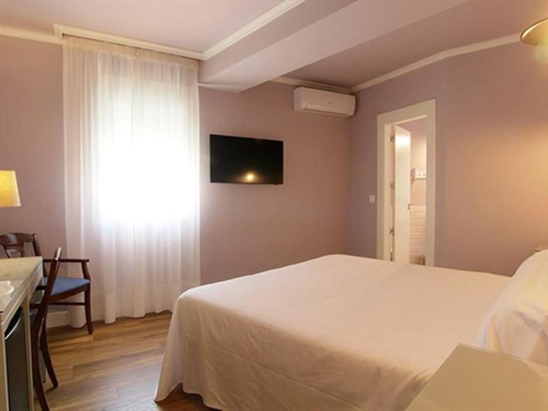 Imagen de alojamiento Hostal los Castañuelos Imagen de alojamiento Hostal los Castañuelos