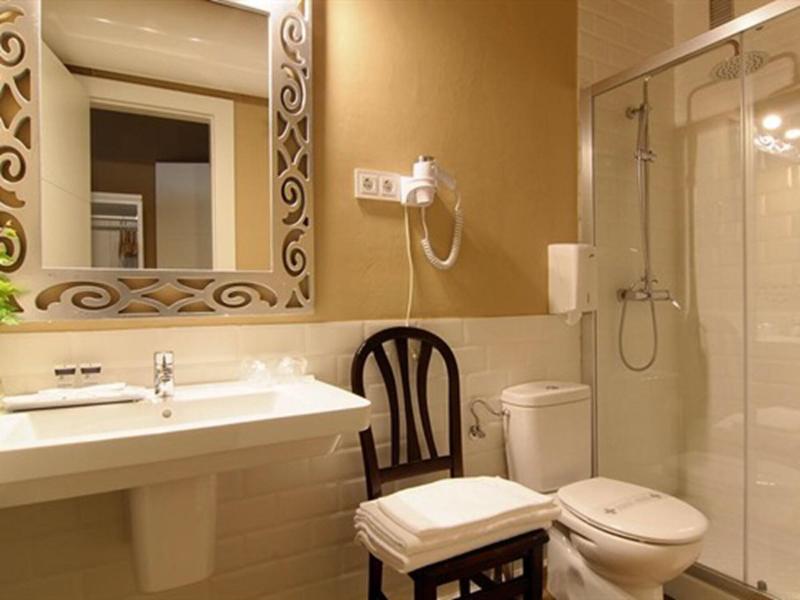 Imagen de alojamiento Hostal los Castañuelos Imagen de alojamiento Hostal los Castañuelos