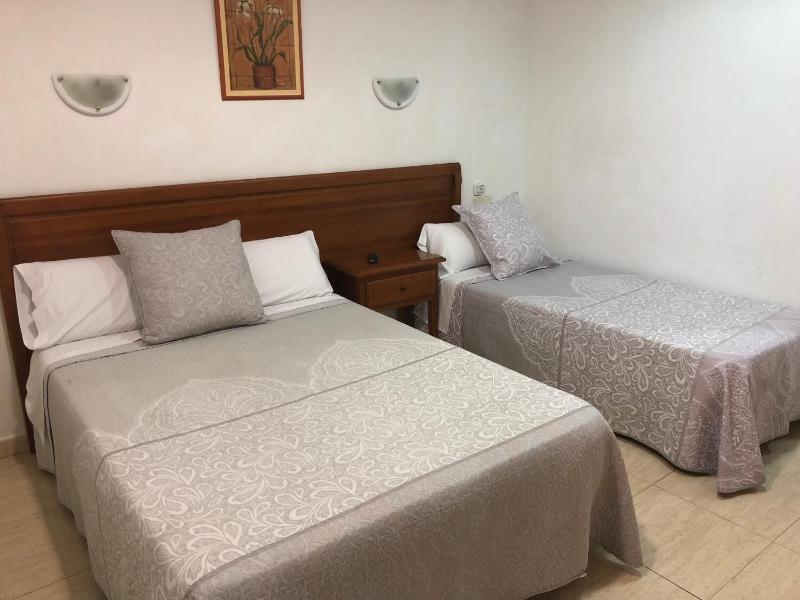 Imagen de alojamiento Hostal 82 Imagen de alojamiento Hostal 82