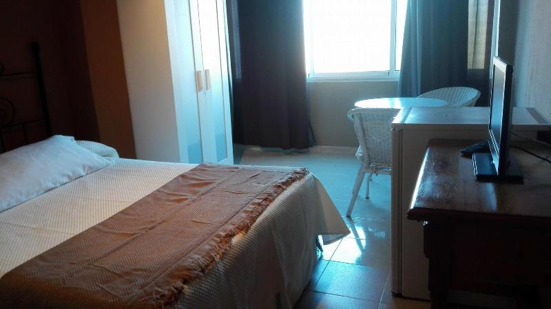 Imagen de alojamiento Hostal Manolo Matalascañas Imagen de alojamiento Hostal Manolo Matalascañas