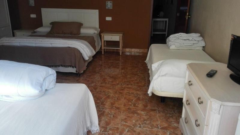 Imagen de alojamiento Hostal Manolo Matalascañas Imagen de alojamiento Hostal Manolo Matalascañas