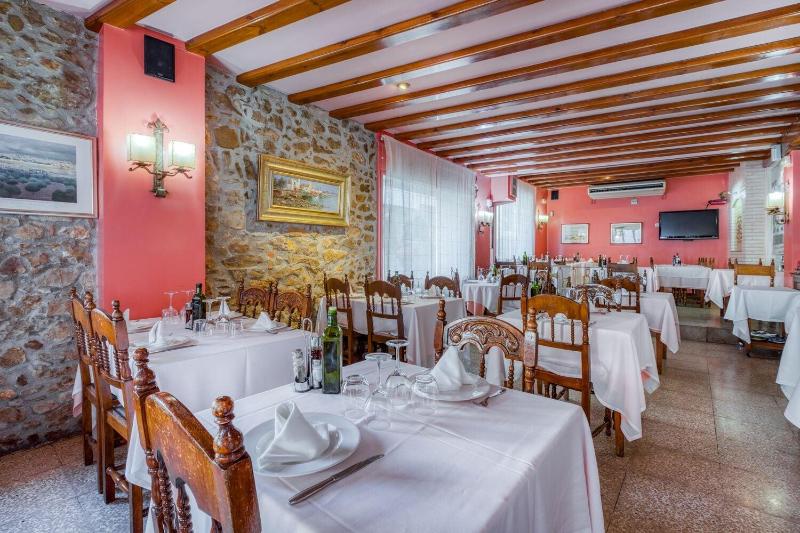 Imagen de alojamiento Hostal El Roser Imagen de alojamiento Hostal El Roser