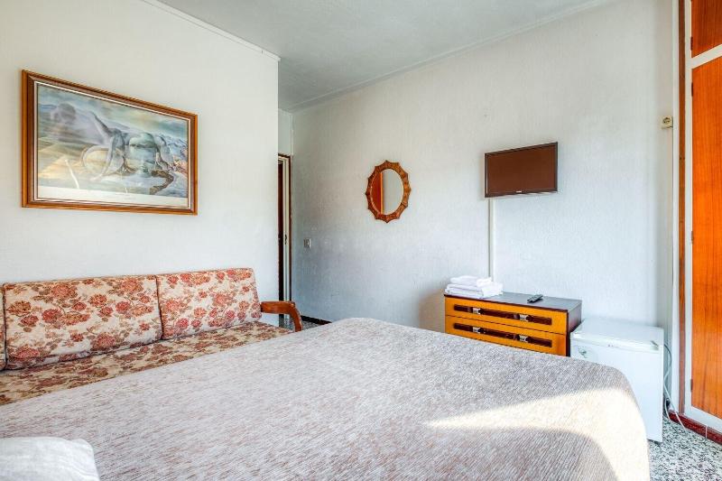 Imagen de alojamiento Hostal El Roser Imagen de alojamiento Hostal El Roser