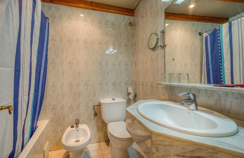 Imagen de alojamiento Hostal El Roser Imagen de alojamiento Hostal El Roser