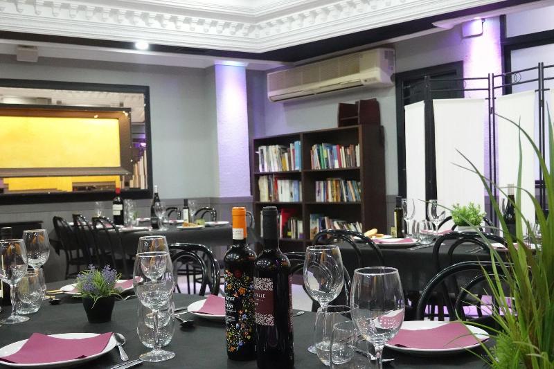 Imagen de alojamiento Cafe Bar Hotel Jefi Imagen de alojamiento Cafe Bar Hotel Jefi