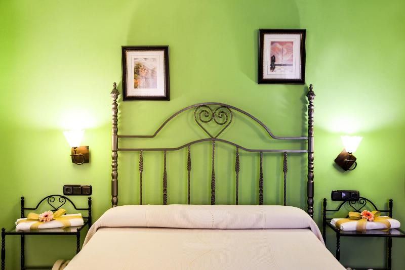 Imagen de alojamiento Cafe Bar Hotel Jefi Imagen de alojamiento Cafe Bar Hotel Jefi